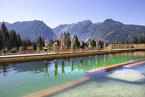 Property grounds - Welcoming Chalet Near Wildkogel Ski Arena (Neukirchen am Grossvenediger)