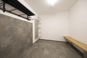 Chalet | Interior