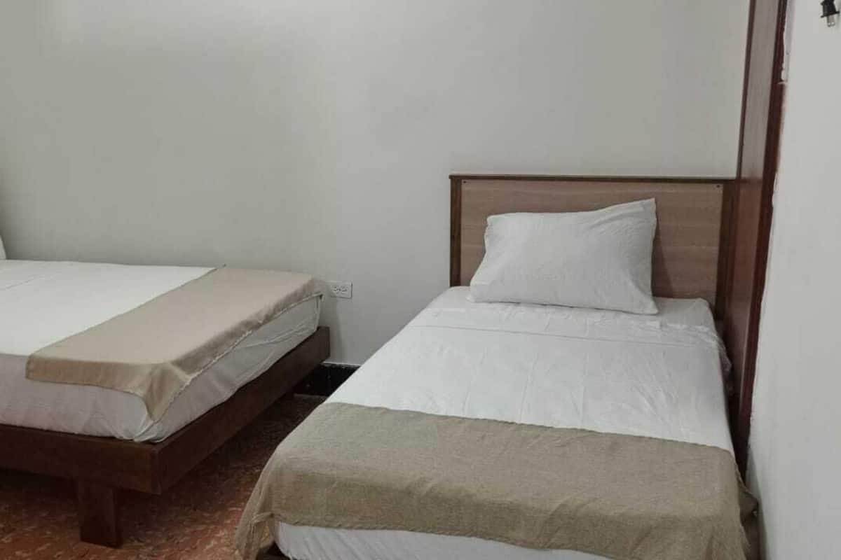 Triple Room | In-room safe, desk, laptop workspace, soundproofing