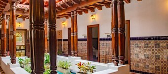 AW Hotel Puertas de la Bahia