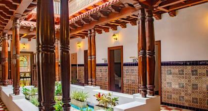 AW Hotel Puertas de la Bahia