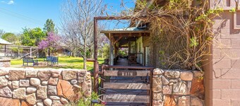 Spacious 8BR Ranch • Sleeps 16 • Near Sedona • Perfect for Large Groups