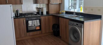 Enbrook Valley House - 3 Bedrooms, Folkestone