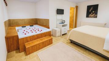 Premium-Doppelzimmer | Bügeleisen/Bügelbrett, kostenloses WLAN