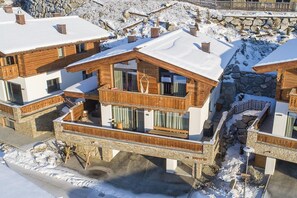 Chalet | Exterior