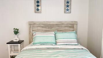 3 chambres, fer et planche à repasser, Wi-Fi gratuit, draps fournis