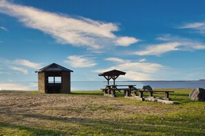 Beach nearby, sun loungers