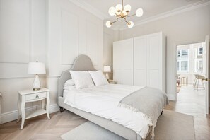 1 bedroom, iron/ironing board, internet, bed sheets