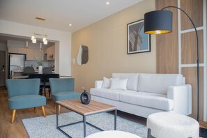 Apartment, 2 Schlafzimmer (902) | Wohnzimmer