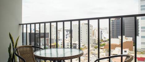Apartemen, 2 kamar tidur (902) | Balkon
