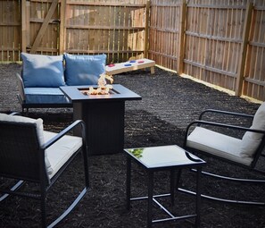 Property grounds - Cozy Columbus Escape Near OSU and Downtown – Sleeps 12 - Great for Game Days! (Columbus)