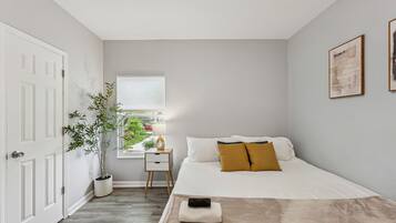 4 bedrooms, iron/ironing board, travel cot, WiFi