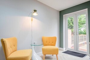 Interior - Lower Chestnut House, 2 Bedroom, Central Worcester (Worcestershire)