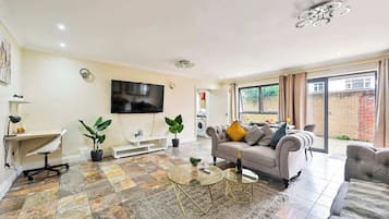 Smart TV, offices