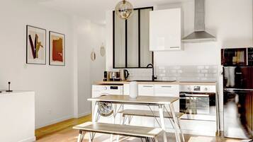 Appartement, 1 lit double et 1 canapé-lit, non-fumeurs, coin cuisine | Coin séjour