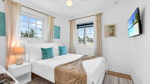 3 bedrooms, desk, iron/ironing board, free WiFi