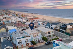 House (4 Bedrooms) | Front of property - Topside Newport Rooftop Balcony + Ocean Views + Walk to Pier, Marina Village (Newport Beach)