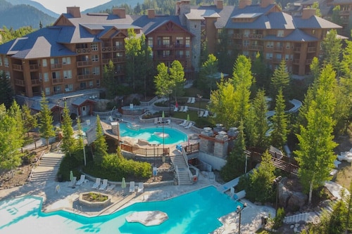 Creekside Lodge | Hot Tub | Ski-Out | Pool Table