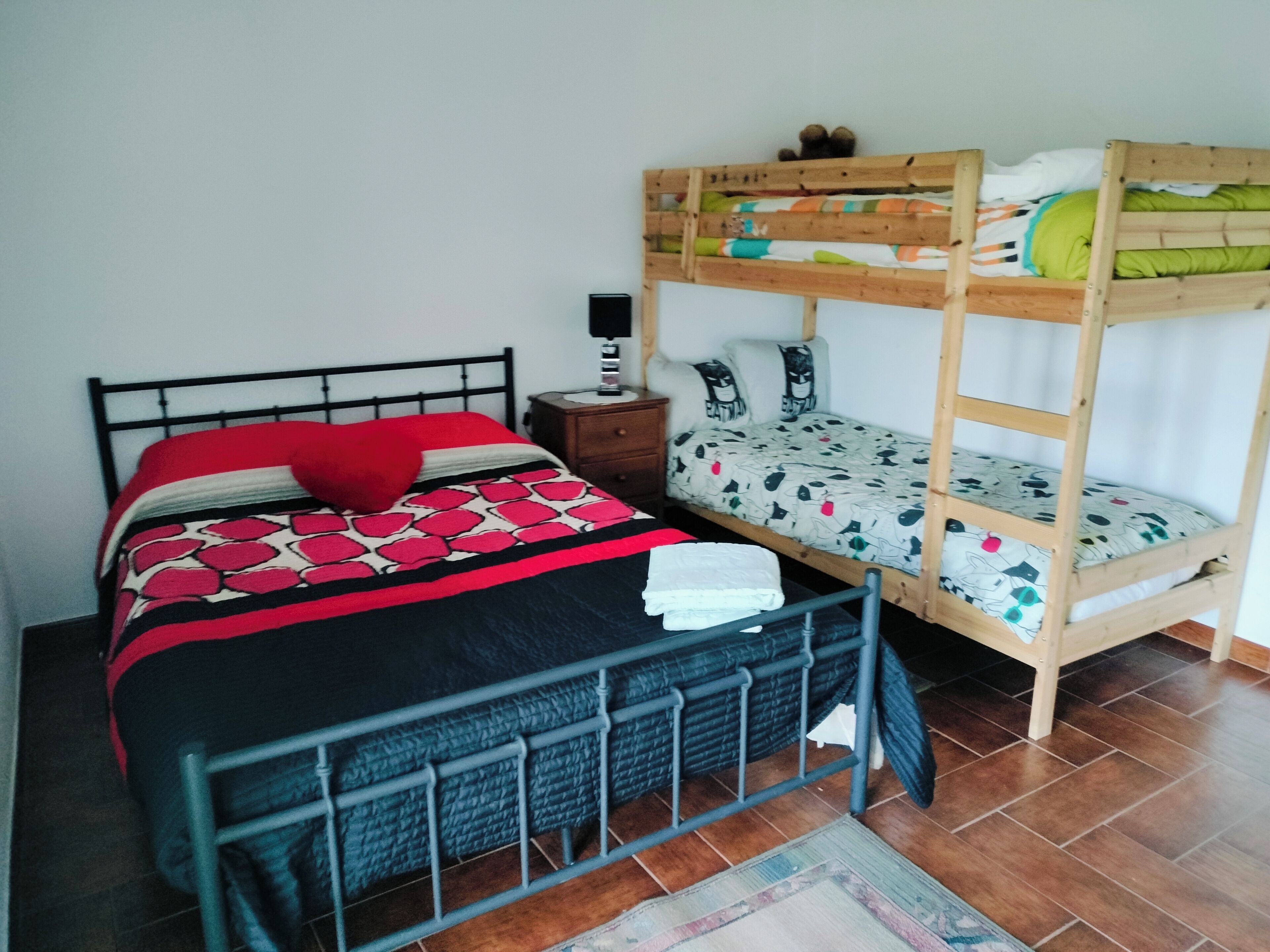 3 camere, Wi-Fi, lenzuola