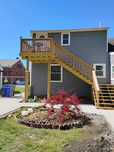 Cozy upstairs studio apartment in Historic Hilton Village in Newport News, VA