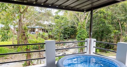 Sabana River Villa Las Paylas