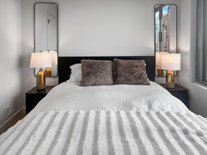 3 chambres, fer et planche à repasser, lit de bébé portatif, Wi-Fi