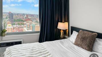3 bedrooms, iron/ironing board, travel crib, WiFi