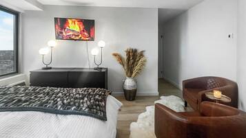 3 bedrooms, iron/ironing board, travel crib, WiFi