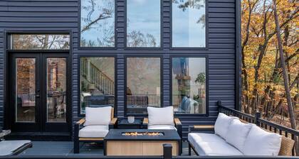 4BD Brand New - Modern & Spacious, Pet Friendly, Hot Tub, Mt View Retreat