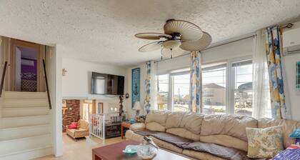 Deck & Dock: Home in Little Egg Harbor Township