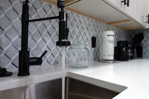 Kaffee und/oder Kaffeemaschine