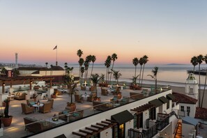 Rooftop terrace - La Bahia Hotel and Spa (Santa Cruz)