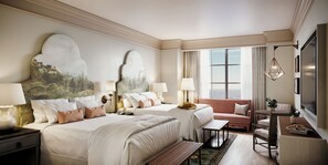 خزنة داخل الغرفة وستائر تعتيم ومكواة/لوح كي وواي فاي مجانًا