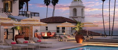 Outdoor pool, open 9:00 AM to 6:00 PM, cabanas (surcharge)