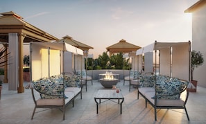 Couples treatment room(s), sauna, steam room, body treatments