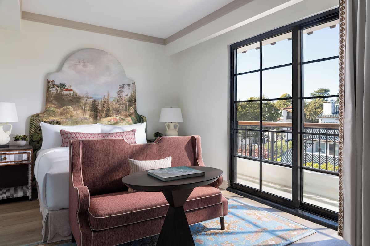 Deluxe King With Juliette Balcony | Hypo-allergenic bedding, in-room safe, blackout curtains