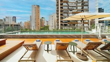 Outdoor pool, sun loungers