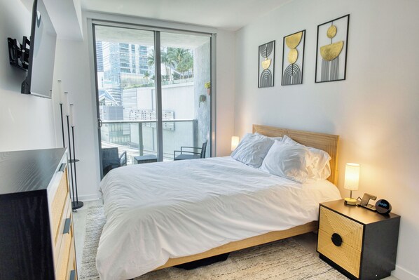 1 chambre, bureau, fer et planche à repasser, Wi-Fi (supplément)