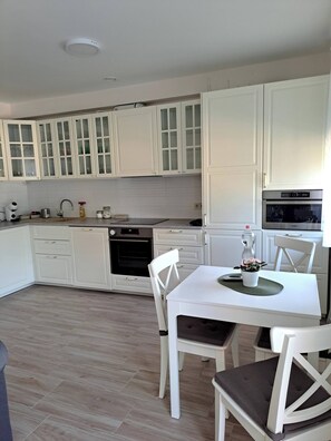 Departamento, 2 habitaciones, para fumadores, balcón | Interior