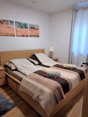 Apartment, 2 Bedrooms, Smoking, Balcony - Eden Apartment With Free Parking (Kecskemet)