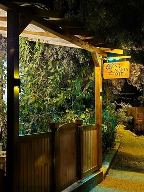 Fachada de la propiedad