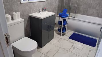 House | Bathroom | Combined shower/tub, deep soaking tub, towels