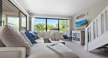3-bedroom condo in Abbey Springs, Fontana with Golf Cart