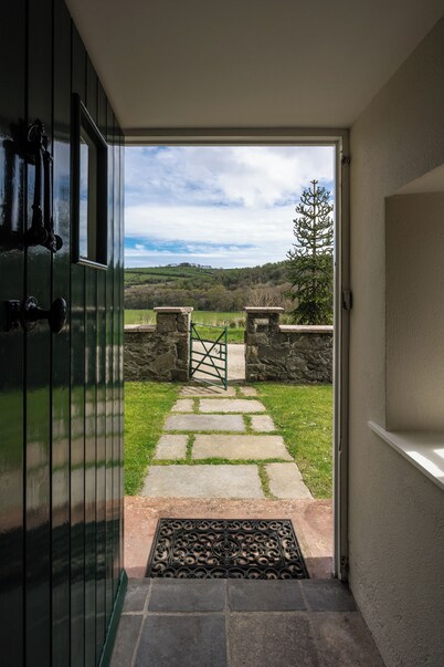 Keeper's Cottage