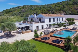 Pool - 1 bedroom apartment in estã´mbar (Estômbar)