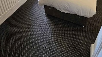 2 habitaciones, wifi gratis y ropa de cama