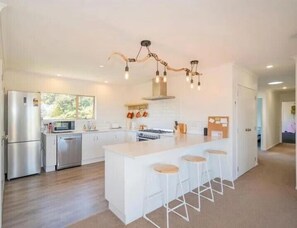 Microwave, oven, stovetop, dishwasher