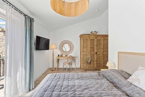 4 habitaciones, tabla de planchar con plancha y wifi gratis 