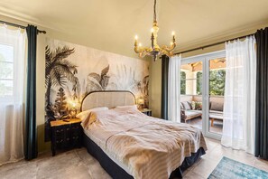 4 chambres, fer et planche à repasser, Wi-Fi gratuit, draps fournis