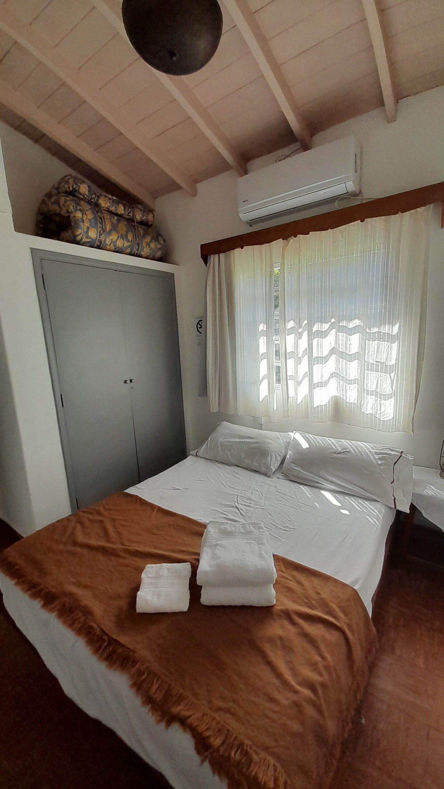 1 habitación, wifi y ropa de cama 